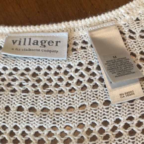 VILLAGER Liz Claiborne Knit Sweater - size womens Medium - Picture 15 of 16